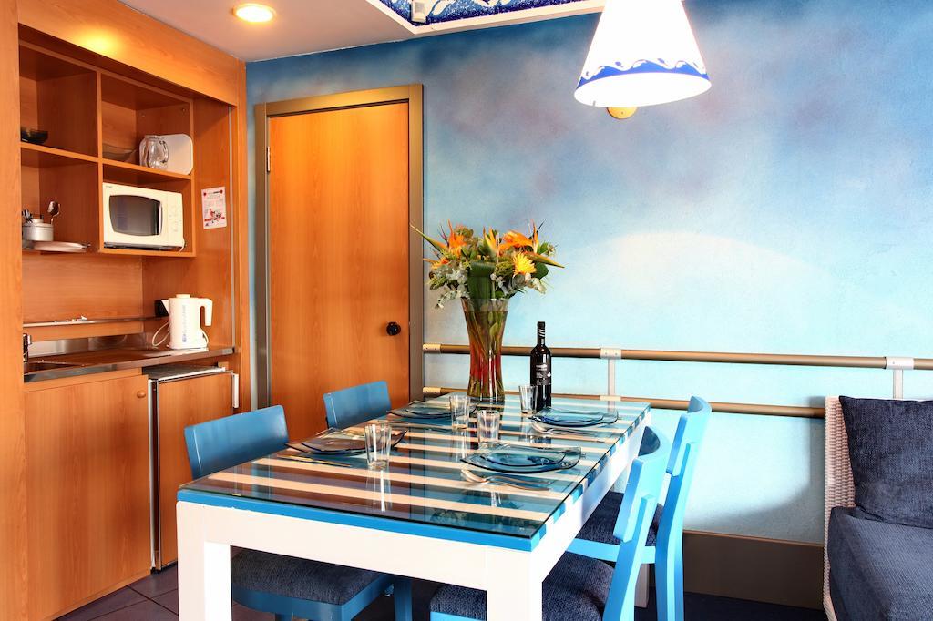 Executive Deluxe Suite 2 Room Big Terrace Hot TubKitchenette 68m²,926696560:JPEG